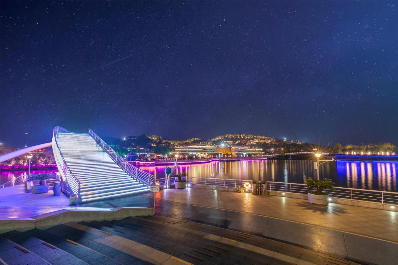 Huzhou Wealth Hotel Экстерьер фото